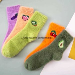 Korallen Samt Socken Candy Farbe Boden Schlaf Fuzzy Socken Dame Winter Warme Flauschige Dicke Handtuch Socke Frauen Mädchen Weihnachten strümpfe