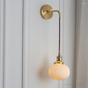 Duvar lambası Beyaz Porselen Led Lambalar İskandinav Basit Pirinç Yatak Odası Başucu Banyo Koridoru Retro Seramikler Wandlamp Işık Armatürleri