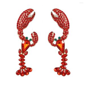 Stud Küpe Kırmızı Kristal ıstakoz Küpeleri Kadınlar için Yaratıcı Hayvan Modaya Modaya Düzenli Avrupa Amerikan Kişilik Beyan Mücevherat