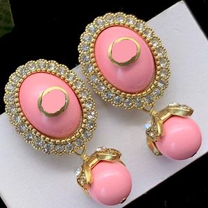 Pembe İnci Dangle Küpeler Zarif Retro Vintage Çift İnciler Kulak Damlaları Cooper Şık Küpe Modaya Modaya Gizli Lüks Marka Kulak Saplama