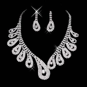 Новые дешевые хрустальные свадебные украшения для свадебных украшений серебряный ожерелье с бриллиантами Серьги Свадебные украшения для невесты Женщины -свадебные ACC223H