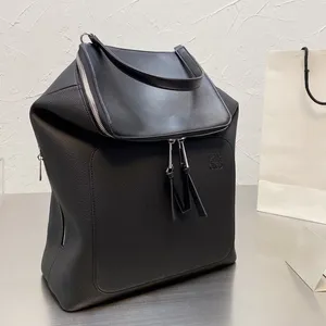 Дизайнерская сумка рюкзак женщин подлинная кожа классическая модная рюкзак мужчина с твердым цветом большой емкота на молнии сумки на молнии