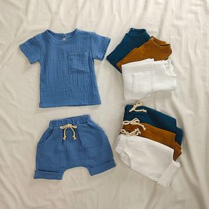 Giyim Setleri Organik Pamuk Bebek Giysileri Seti Yaz Günlük Toplar Erkekler İçin Şortlar UNISEX YÜRÜYÜCÜLERİ 2 Parça Çocuk Outifs 230724