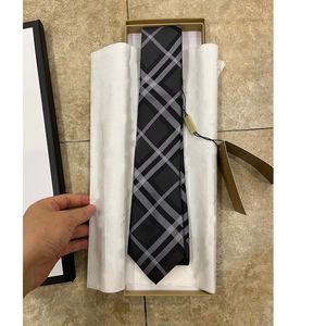 24ss yeni lüks aldult yeni tasarımcı% 100 kravat ipek kravat siyah mavi jacquard el Erkekler için Dokuma