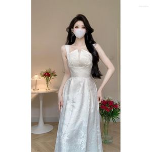 Sıradan elbiseler Çin tarzı enfes üç boyutlu jakar elbise kadınlar için yaz retro ince oturan beyaz uzun kadın kıyafetleri