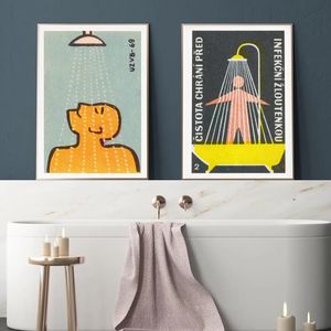Komik banyo tabelası tuval boyama adam duş altında duran banyo posterleri ve baskılar erkekler için sanat duvar resim duvar resimli tuvalet wc dekor w06