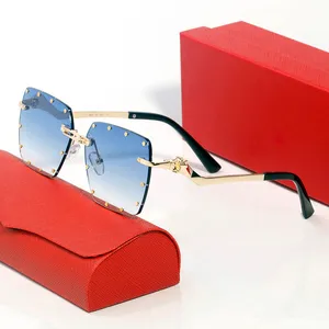 2023 Yeni Tasarımcı Notch Delik Güneş Gözlüğü Kadın Erkek Altın Metal Büyük Boy Çerçeveler Orijinal Doğal Güneş Gözlükleri C Dekorasyon Kartem Gözlükleri UV400 Mavi Lens gözlükler