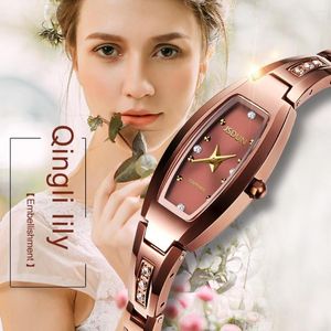 Bilek saatleri Taxau Yüksek Kaliteli Japonya Kuvars Hareketi Kadınlar İzler Tungsten Çelik kayış gül altın moda bayanlar kol saati hediye reloj