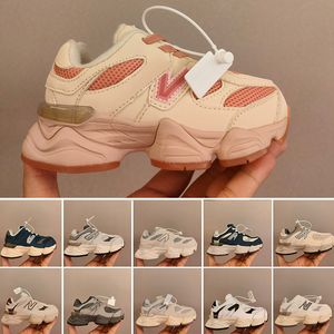 Kids 9060 Running Shoes Top 9060 Joe Freshgoods Infant Sneaker Suede 1906R Designer Penny Cookie Pink Baby Shower Blue Sea Salt Outdoor Trail Sneakers