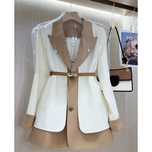 Kadın Ceketleri Büyük Boyut 2023 Bahar Moda Niş Eşsiz Şık Agreating French Highend Sahte Twopiece Suit Ceket 230728
