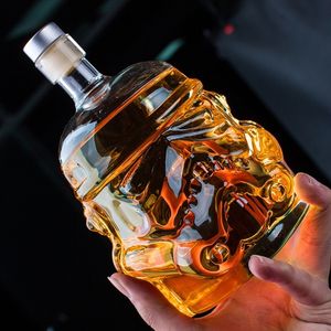 Hip Flasks Delicate Storm Trooper Decanter Double layered Whiskey Glass Cup 750ml Container for Wine Brandy Bourbon Gifts For Friend 230729