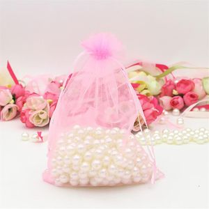 100 pçs 6 5 x 9 polegadas Sacos de embalagem de organza rosa Bolsas de joias Lembrancinhas de casamento Festa de Natal Saco de presente com cordão 17 x 23 cm2622