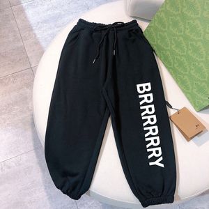 Çocuk pantolon rahat gevşek pantolonlar çocuklar bebek moda dalga harfleri baskılı sporcular erkek kızlar joggers kış sonbahar siyah kot cyd23103004-10