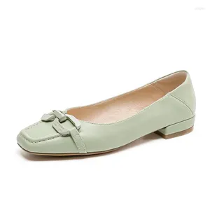 Sapatos de vestido Phoentin vender clássico mulheres praça toe bombas de couro genuíno saltos baixos primavera outono calçado elegante atacado ft2286