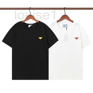Erkek Hoodies Sweatshirts Tasarımcısı 23 Erken Bahar Yeni Üçgen Logo Araba Şaplet Süslemesi Basit Gevşek Moda Çok Yönlü Kısa Kollu T-Shirt K1K1
