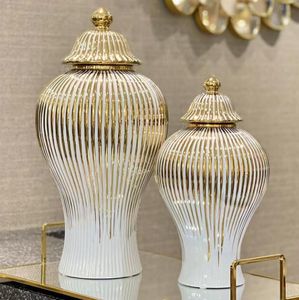 Qbsomk Ceramic Ginger Jar Golden Stripes Decorative General Jar Vase Porcelain Storage Tank with Lid Handicraft Home Decoration