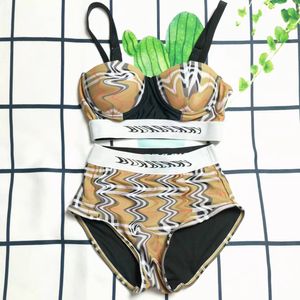 Mulheres Swimwear Designer Maiô de duas peças com suporte de aço treliça saco duro cintura alta