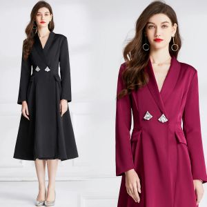 Sonbahar Kış Kadın Giyim Moda Pist Trençkotları Çentikli Uzun Kollu Elmas Düğmeler Vintage Zarif Bayanlar Palto Palto 2024