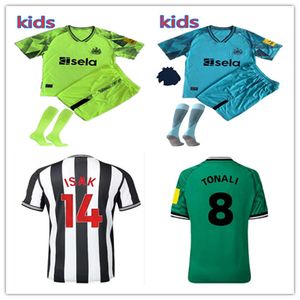 Çocuk Kaleci Kiti #22 Nick Pope Futbol Formaları 2024 Bruno G. Wilson Saint Maximin Isak Tonali Futbol Gömlek Çocuk Kit üniformaları