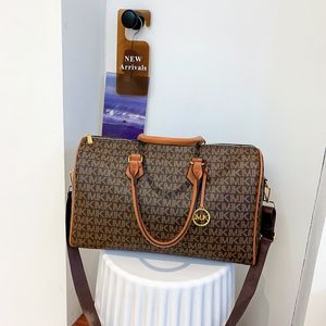 IMJK Designer Travel Duffle-Crossbody Strap ile Yüksek Kapasiteli Yatılı Çanta, Kadınlar İçin Dayanıklı Taşınma Lage