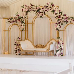 Украшение вечеринки разные металлические рамки роскошные романтические фоны полки на открытом воздухе свадебная арка