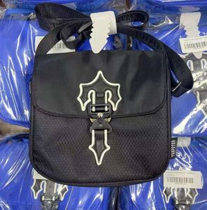 Роскошная дизайнерская сумка унисекс Trapstar IRONGATE T Crossbody Холст Нейлон для женщин и мужчин Великобритания Лондонская сумка Водонепроницаемые сумки почтальона Сумки с поясом Messenger fcj3