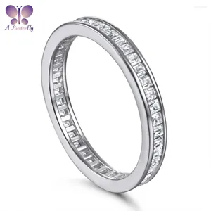 Küme Yüzükleri 925 STERLING Gümüş Sonsuzluk Yüzüğü Emerald Cut Sona Stone Ladies Nişan Aly Band Mücevher Kalite Güvencesi