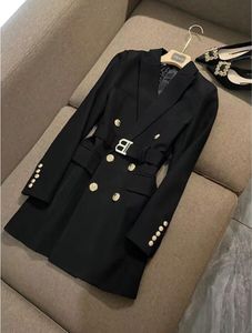 Весенние дизайнерские женские плащи, модный классический французский стиль, средней длины, черно-белая подкладка, куртка с поясом, пальто, облегающие верхние плащи, верхняя одежда