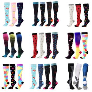 Spor Çorapları Çok Çiftler Sıkıştırma Yorgunluk Anti Atheletic Cossfit Kurtarma Hemşirelik Çorap Fit Ödem Diyabet Varis Damarları