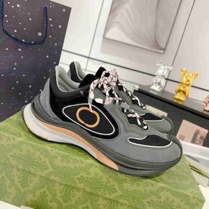 Dupe Designer Boot Erkek Sezunalar Çin Yeni Yıl Retro Run Spor Sakeler Ayakkabı Unisex Çift Spor Ayakkabı Kalın Sole Bisküvi Sıradan Erkek Ayakkabı 35-44