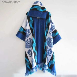 Kadınlar Cape Moda Erkek Poncho Şal Düğme Retro Etnik Desen Baskı Bahar Sonbahar Rüzgar Dergisi Kadınlar Kapşonlu Cape Erkek Out Gare Katlar T231107