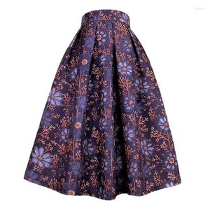 Etekler 2023 Sonbahar Kış Modaya Düzenli Kadın Giyim Vintage Sosyal Zarif lacivert Papatya Çiçek Nakış Yüksek Bel Uzun Bel Plealed Etek