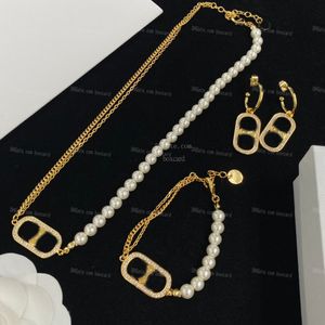 Pearl Rhinestone Earrings Bracelets Necklaces Jewelry Sets Women Designer Crystal Necklace Bracelets Sets