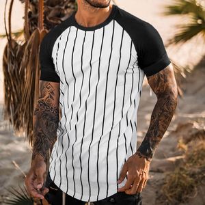 Mens Tshirts Tshirt Stripe Yuvarlak Boyun Moda Hiphop Süper Büyük Poker Baskı Polyester Top Yaz Günlük Sokak Giyim 230407