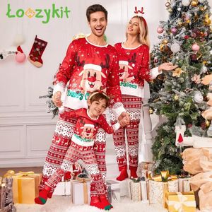 Пижамы Рождественский пижамный комплект с оленями Семейная ночная рубашка Женщины Мужчины Дети Брюки с длинными рукавами с принтом Санта-Клауса Рождественская домашняя одежда 231108
