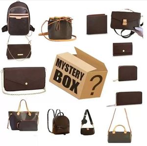 Omuz çantaları Noel kör kutusu lüks çanta tasarımcı çantaları şanslı kutular tatil için rastgele gizemli hediye / doğum günü değer cüzdanları tutucular çanta cüzdan