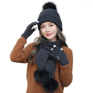 Шапочки шапочки/кепки для черепа женщина зимняя мода сладкая милая теплая шляпа шарф-перчатки с тремя частями шерстяные шарики аксессуар Scot22