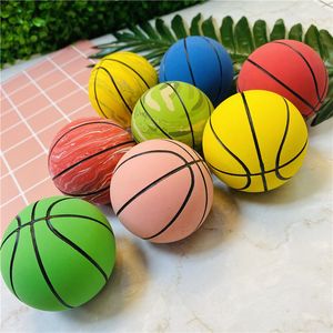 Yenilik Ürünleri 6cm Süper Yüksek Elastikiyet Mini Kauçuk Basketbol Dekompresyonu İçi Boş Dokunma Topu Çocuk Oyuncakları Mini Model Süsler