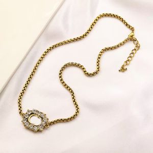 Lettera collane di design diamante collana da donna di lusso placcato oro catena lunga collana pendente moda gioielli classici vintage semplice classico zb099
