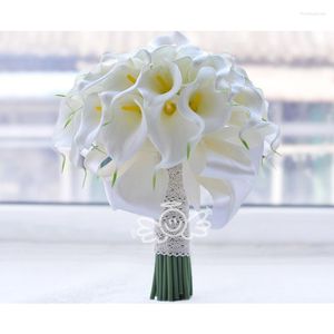 Dekoratif çiçekler güzel gerçek dokunuş pu yapay 30pcs calla zambak nedime düğün boutonniere gelin bouqute