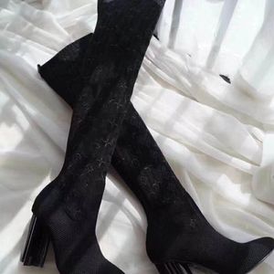 Женские ботинки-носки, дизайнерские ботильоны с силуэтом, черные ботильоны «Мартин», эластичные полузимние туфли на высоком каблуке, толстые туфли с буквами, размеры 35-42 03