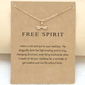 Moda Free Spirit Dragonfly Kolye 18K Altın Kaplama Tasarımcı Kolye Kadın Alaşım Güney Amerika Kadınları Suçları Gümüş Kolye Mücevherleri Mektuplar Kart Hediyesi
