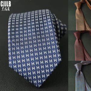 Men's Slim Stripe 7cm Skinny Silk Necktie for Business and Wedding - Classic Striped Design