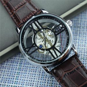 Orologi da polso 2023 Orologio con quadrante trasparente scavato trasparente in stile macchinario industriale Sport Fashion Personality For My Boyfriend