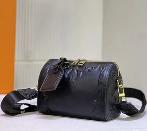 Дизайнерская сумка на плечах роскошные подиумные подиумные сумочки