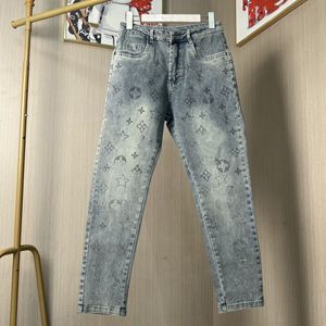 Дизайнерские новые мужские джинсы с дырками Светло-синие темно-серые фирменные мужские брюки Брюки Уличный джинсовый узкий тонкий прямой джинсовый узор с буквами высшего качества