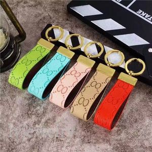 Unisex Multicolor Keyring Keyring Red Green Gold, покрытый модными аксессуарами, шармны, пряжка, варьровочная кожа дизайнер, брелок, Grace PJ068 C23