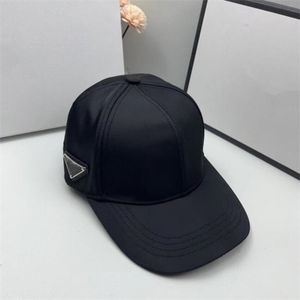 Luxurys Tasarımcı Üçgen Beyzbol Kapağı İngiliz Çocuk Moda Mektupları İşlemeli Sert Top Cap Sun Visor