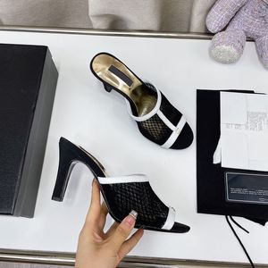 Дизайнерские женские сандалии, соответствующие цветовыми тапочками, коренастые каблуки 8,5см дышащая марла -сетчатая сумка овчина