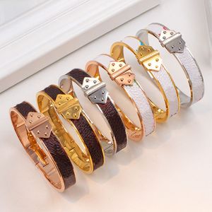 Moda Magnet Lock Leather Bracelets Bangle Gold for Men Unisex Letter Lover Charm Bracelet Classic Designer Jewelry Gift